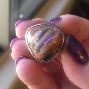 Boulder opal